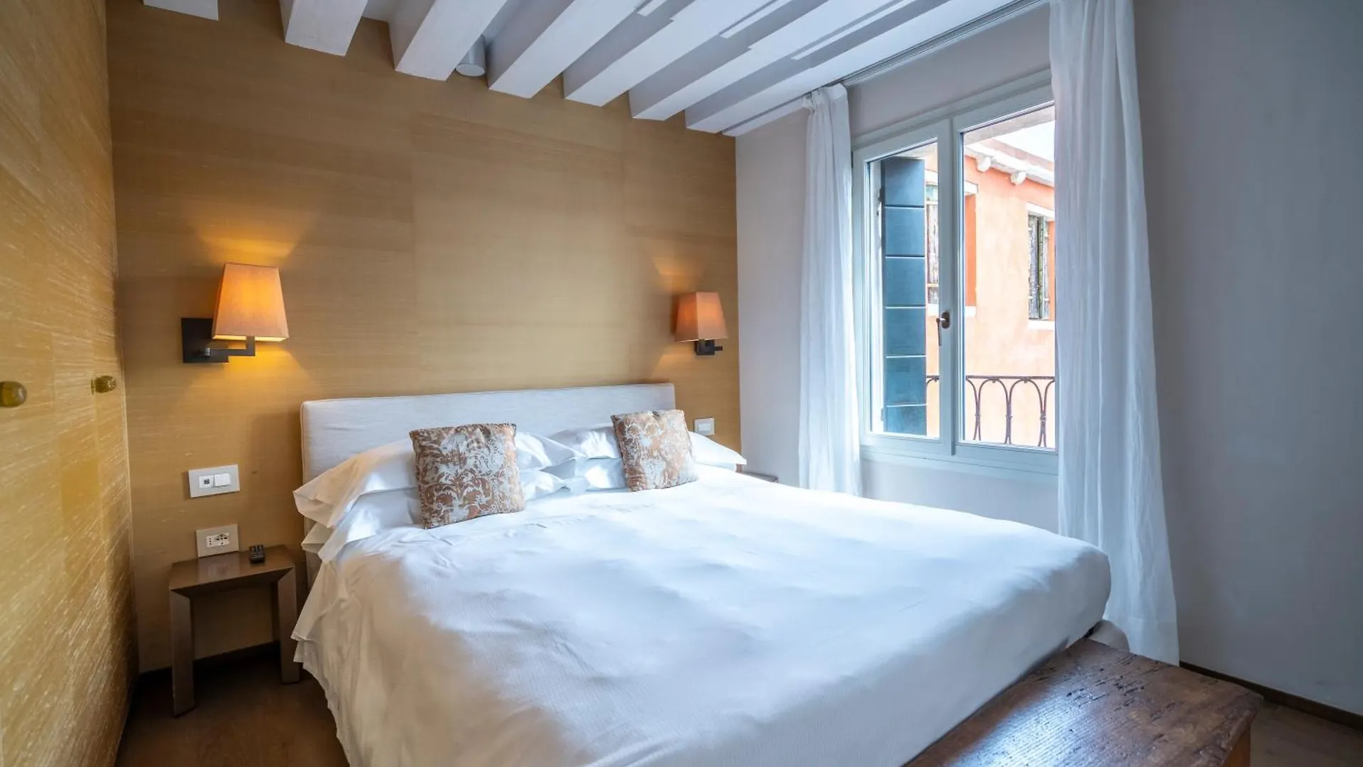 Palazzo Morosini Degli Spezieri - Lifestyle Apartments Venedig