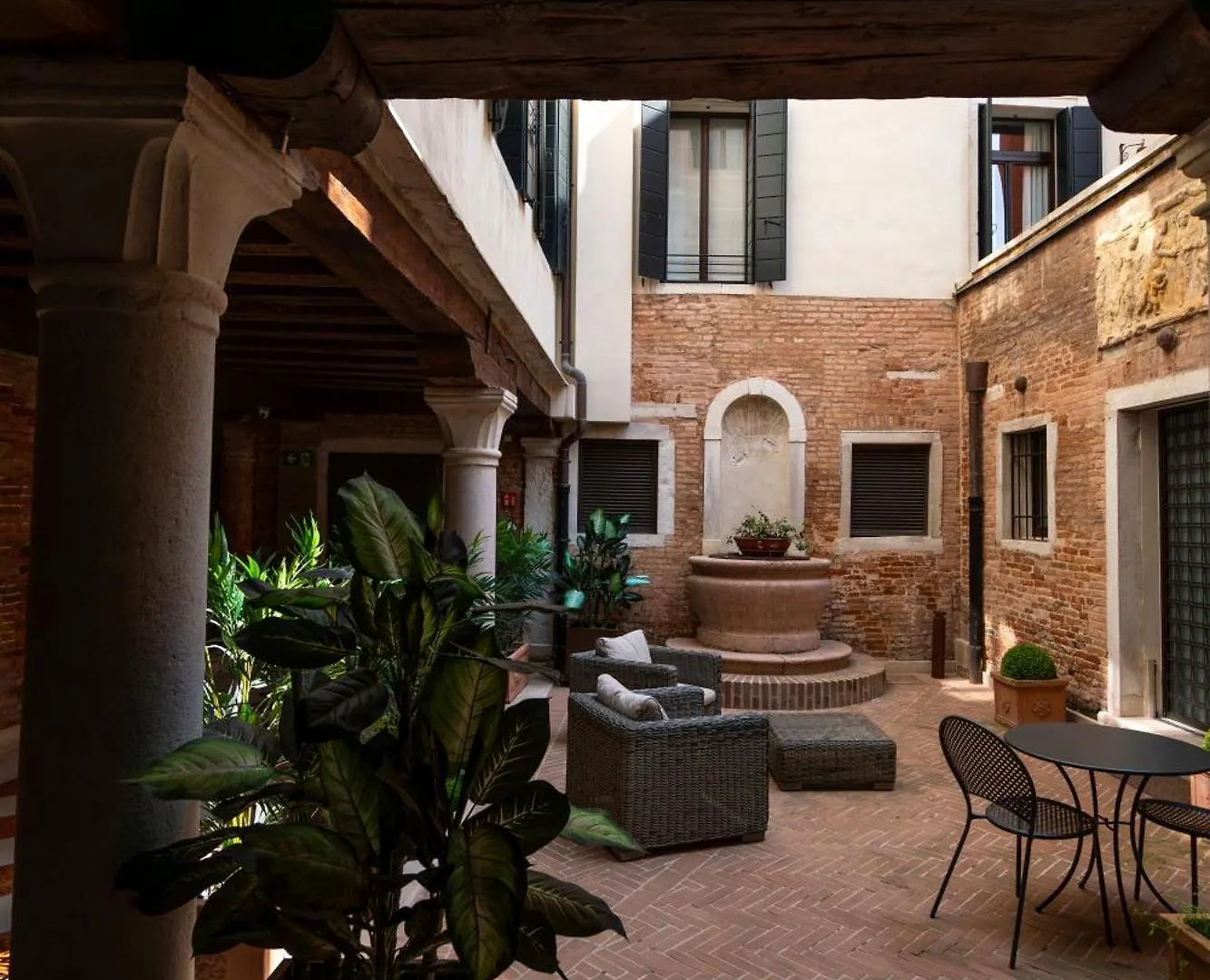 Palazzo Morosini Degli Spezieri - Lifestyle Apartments Venedig 0*,