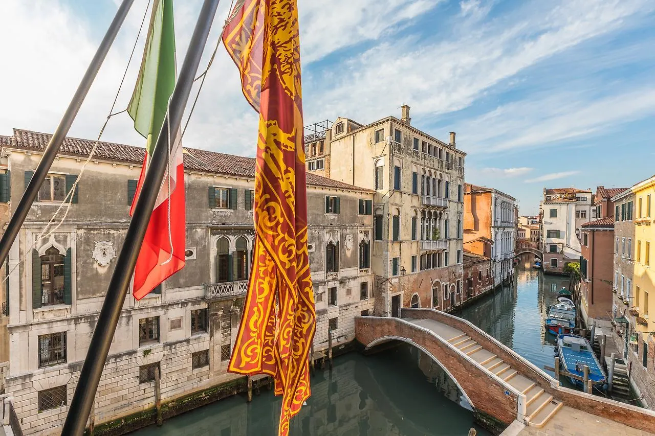 Palazzo Morosini Degli Spezieri - Lifestyle Apartments Venedig